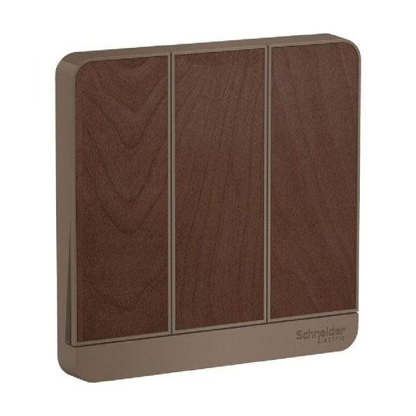 Schneider AvatarOn Dark Wood